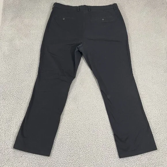 Old Navy Ultimate Straight Pants Men 38 Black Built in Flex Chinos - Picture 3 of 11